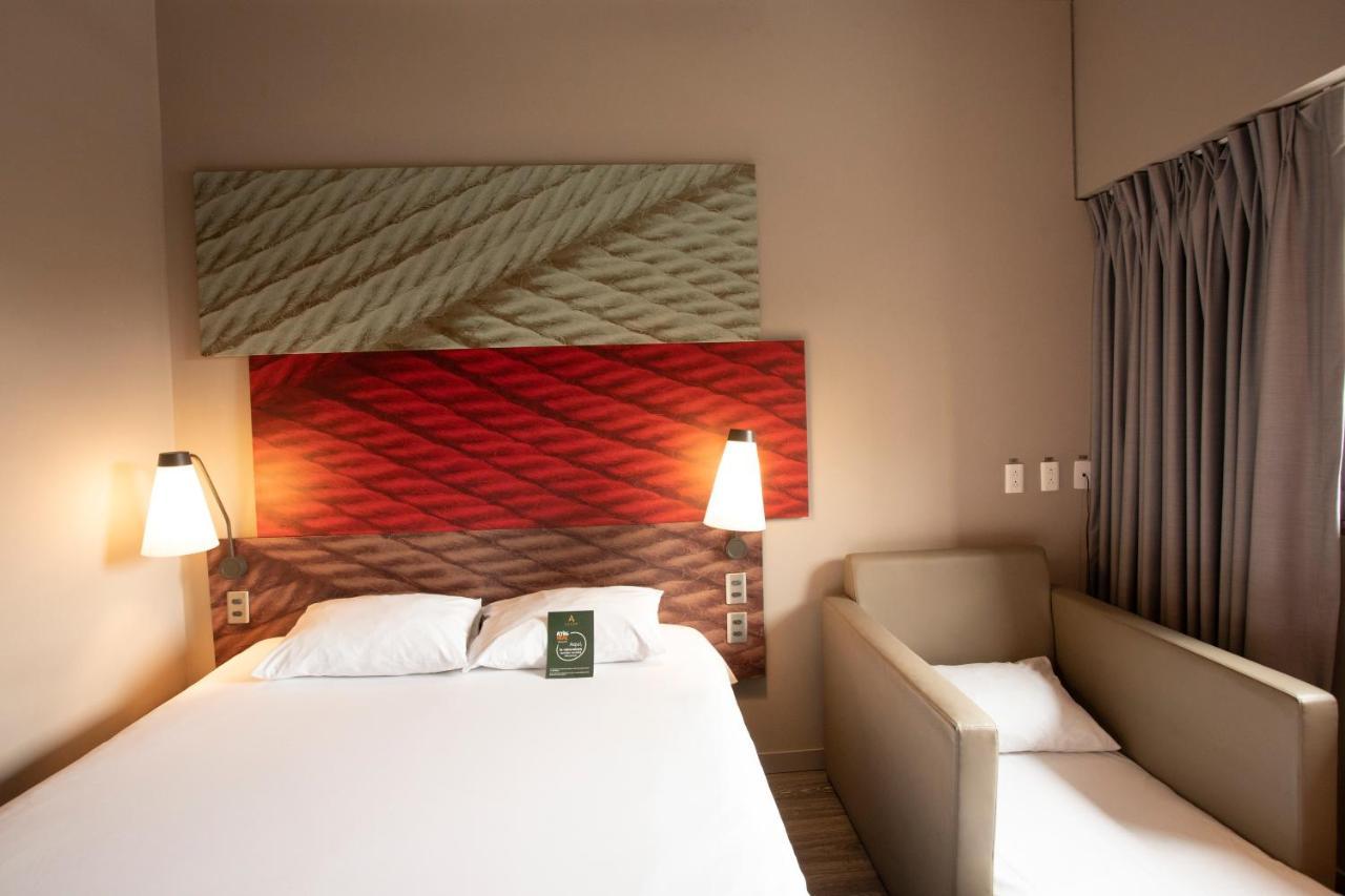 Hotel Ibis Cali Granada Extérieur photo